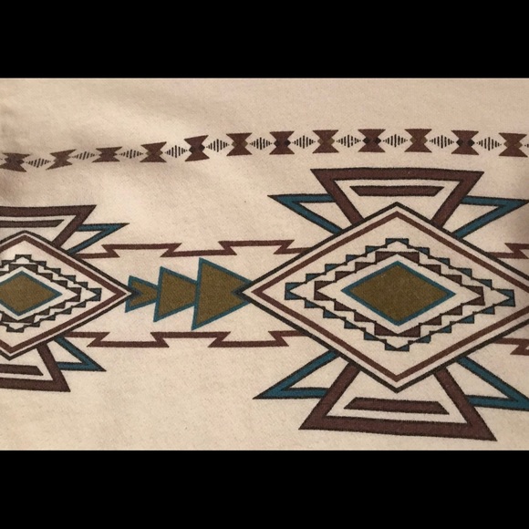 forever 21 tribal design LS shirt - Picture 2 of 2